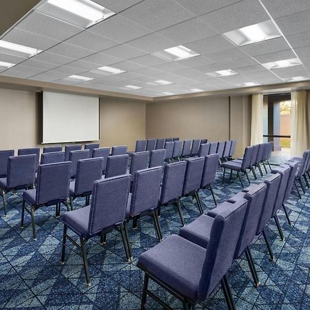 Courtyard By Marriott Potomac Mills Woodbridge Hotell Eksteriør bilde