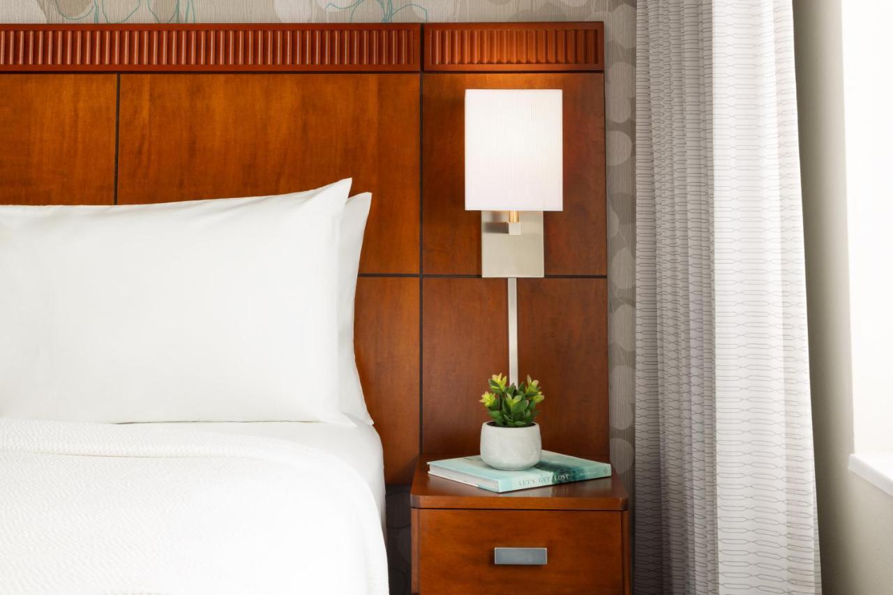 Courtyard By Marriott Potomac Mills Woodbridge Hotell Eksteriør bilde