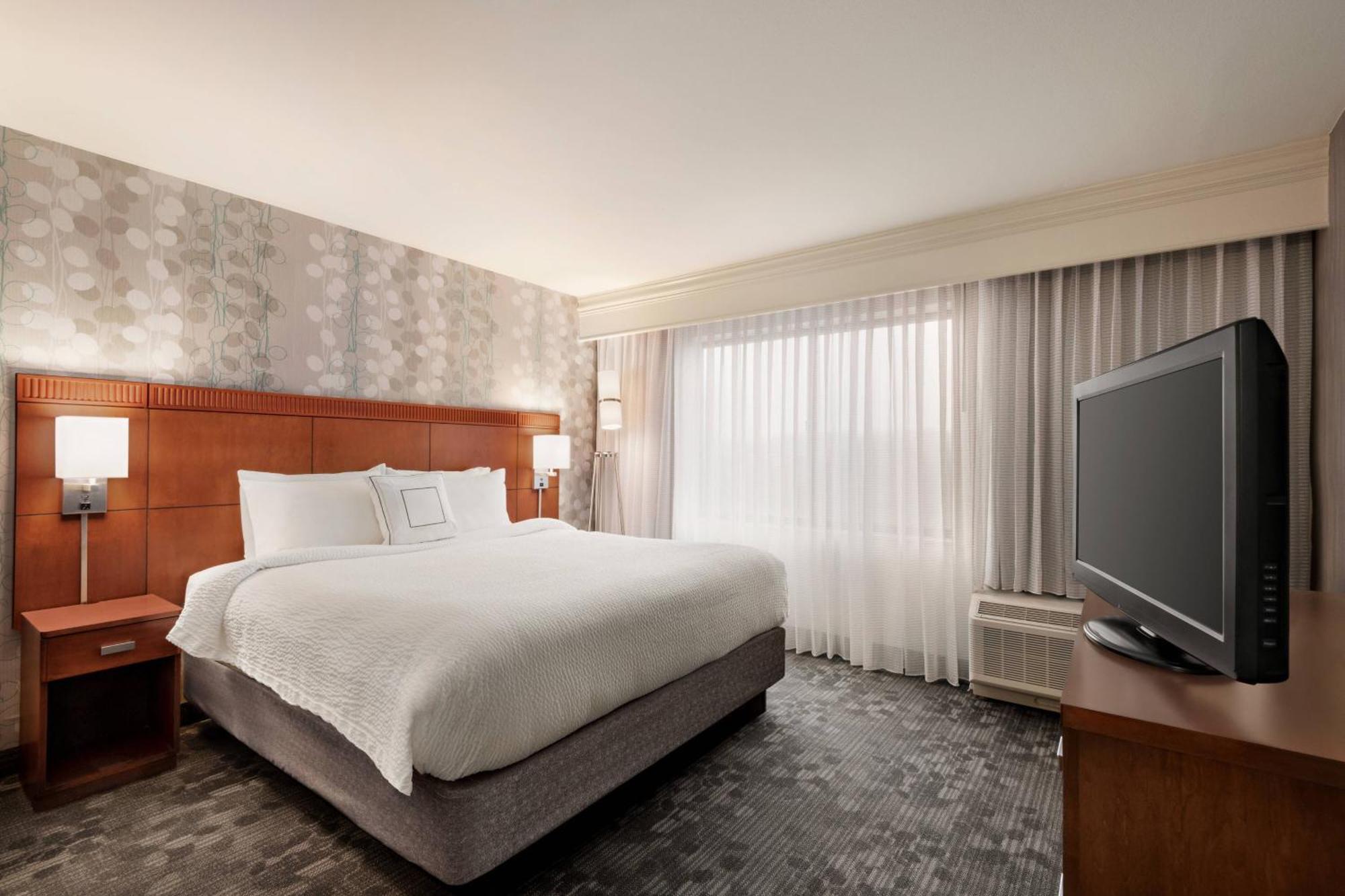 Courtyard By Marriott Potomac Mills Woodbridge Hotell Eksteriør bilde